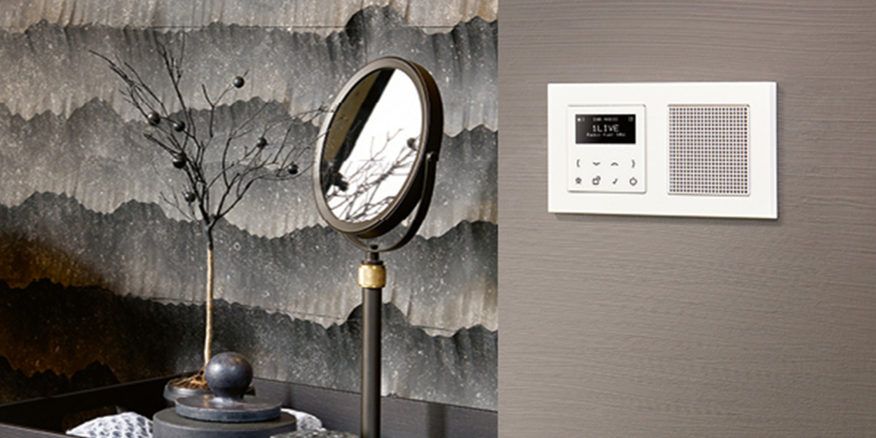 JUNG Smart Radio DAB+ bei Elektro Ruths Installationen GmbH in Mühltal