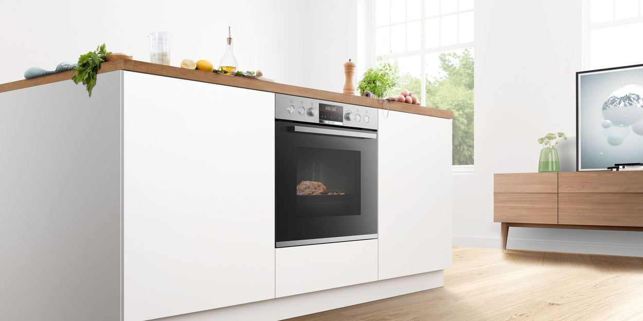 Backöfen und Herdsets bei Elektro Ruths Installationen GmbH in Mühltal